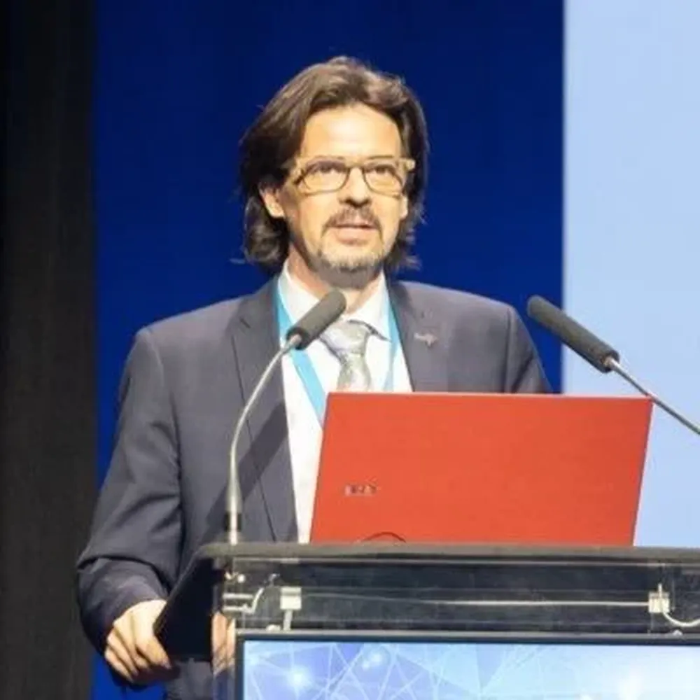 Cardona expondrá sobre la “Revolución 5G: hacia el internet de todas las cosas, con especial foco en el impacto de esta tecnología de 5ta generación en la Industria y la Logística