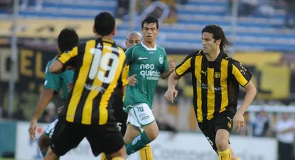 Peñarol hace nueve años que no vence a un rival brasileño de local