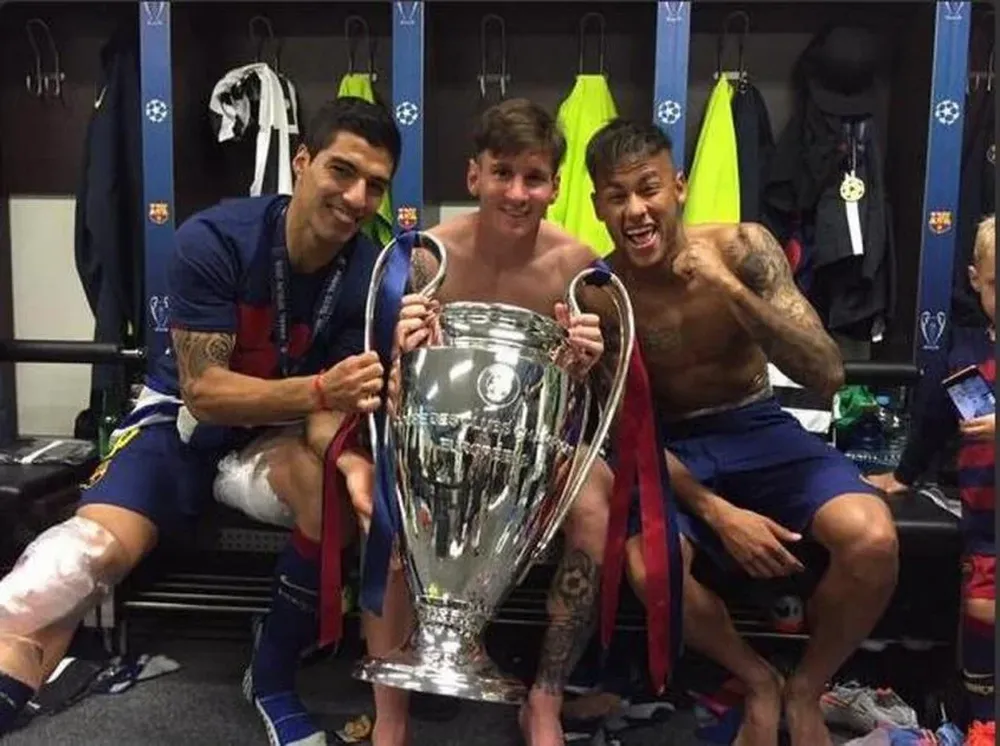 Suárez, Messi, Neymar, la copa y las secuelas en la rodilla del uruguayo.