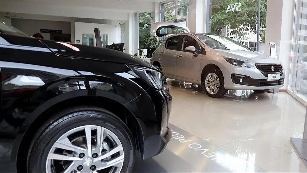 Problemas con el impuesto al lujo en los autos