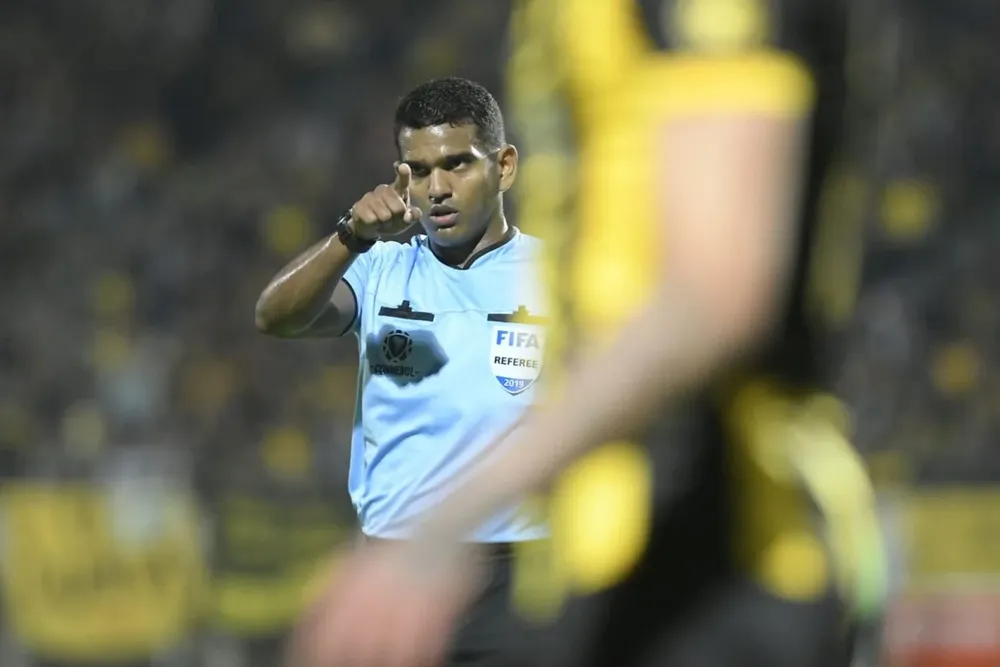 Alexis Herrera dirigirá en el Campeón del Siglo