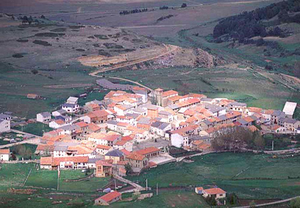 Griegos, el pueblo español en busca de población que la habite.&nbsp;