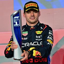 Max Verstappen celebra haber ganado en el Gran Premio de Qatar