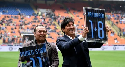 Ruben Sosa en un homenaje de Inter junto a Iván Zamorano