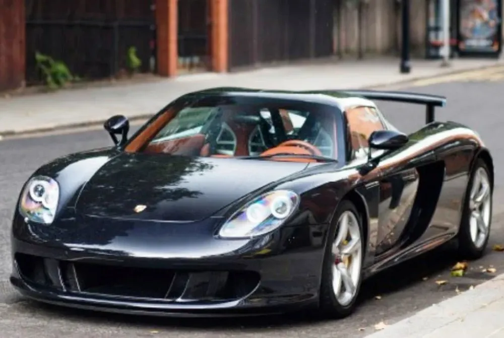 Porsche Carrera GT -European Specification, el modelo que será la estrella de la subasta