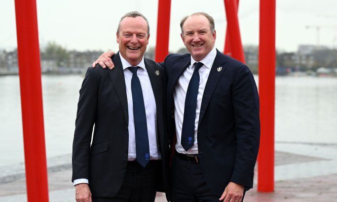 Jonathan Webb (Inglaterra), nuevo vicepresidente de World Rugby, y Brett Robinson, nuevo presidente