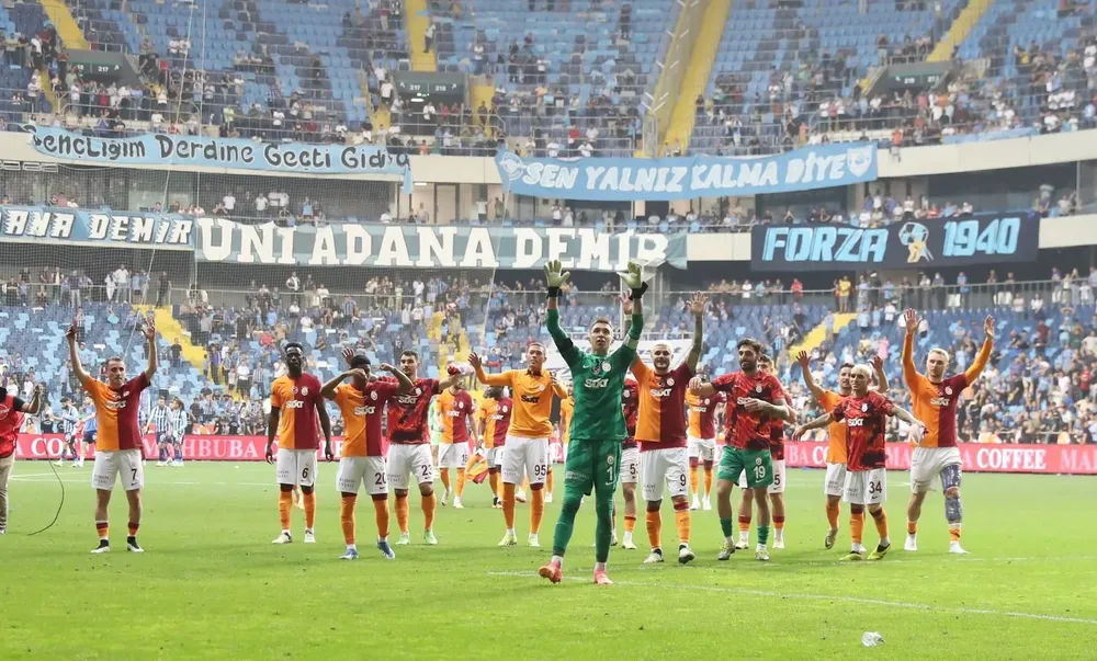 Muslera, capitán y figura histórica del Galatasaray