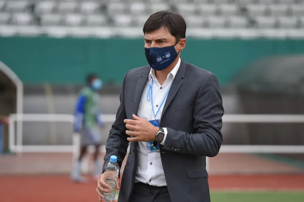 Alexander Medina, técnico de enorme proyección