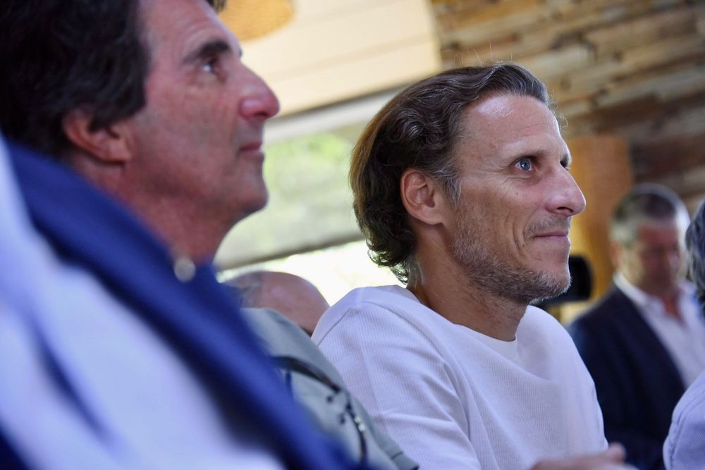 Diego Forlán y Marcelo Filippini en el lanzamiento del Uruguay Open 2024