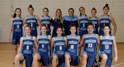 gran debut del femenino de uruguay u15 de basquetbol ante colombia