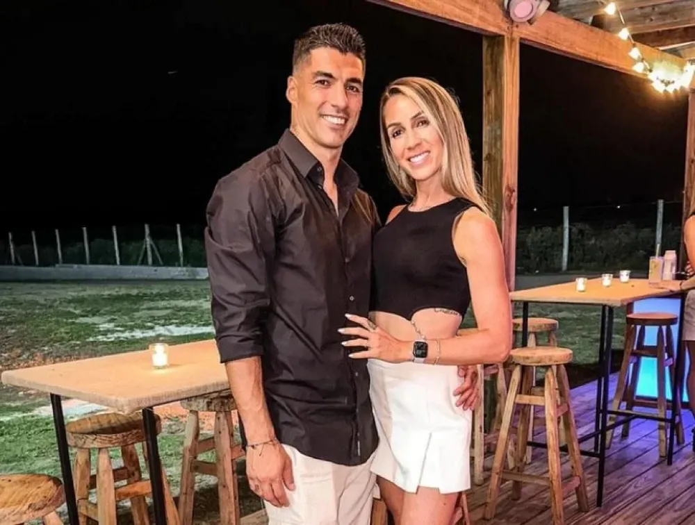 Luis Suárez y Sofía Balbi