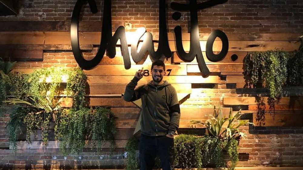 Luis Suárez, el goleador que también triunfa en el mundo gastronómico.