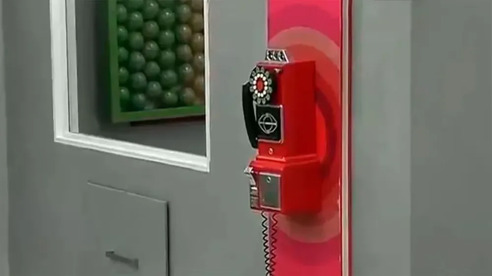 Teléfono rojo GH