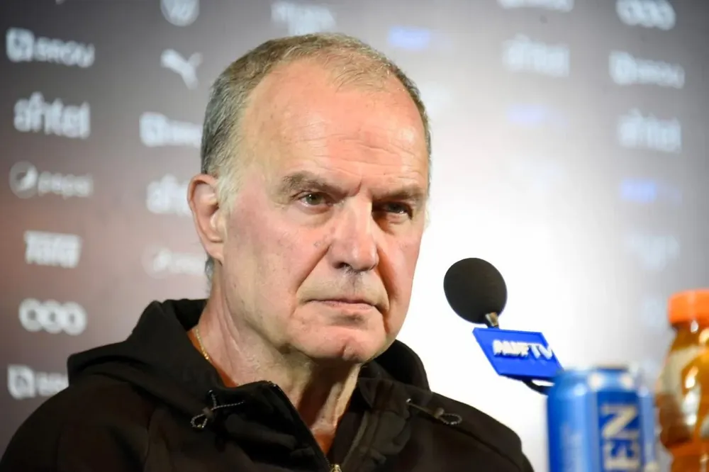 Marcelo Bielsa en conferencia