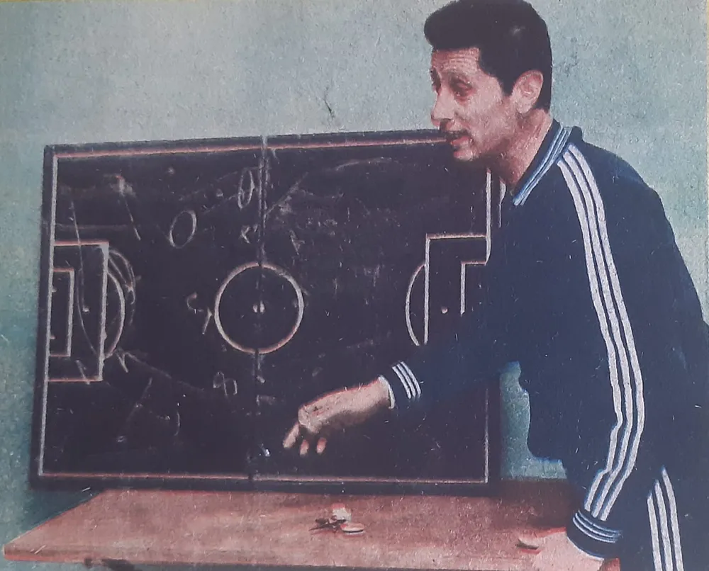 Juan Alberto Schiaffino en su etapa como director t&eacute;cnico; entre otros, dirigi&oacute; a Pe&ntilde;arol y a la selecci&oacute;n uruguaya