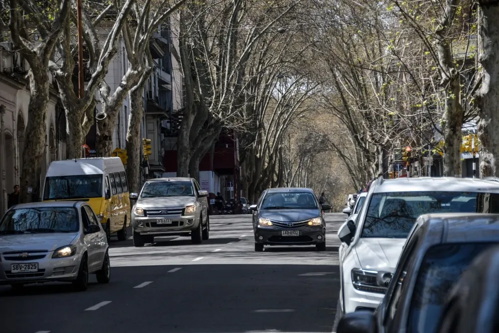 La venta de vehículos 0 km se mantuvo por arriba de las 4 mil unidades en abril.