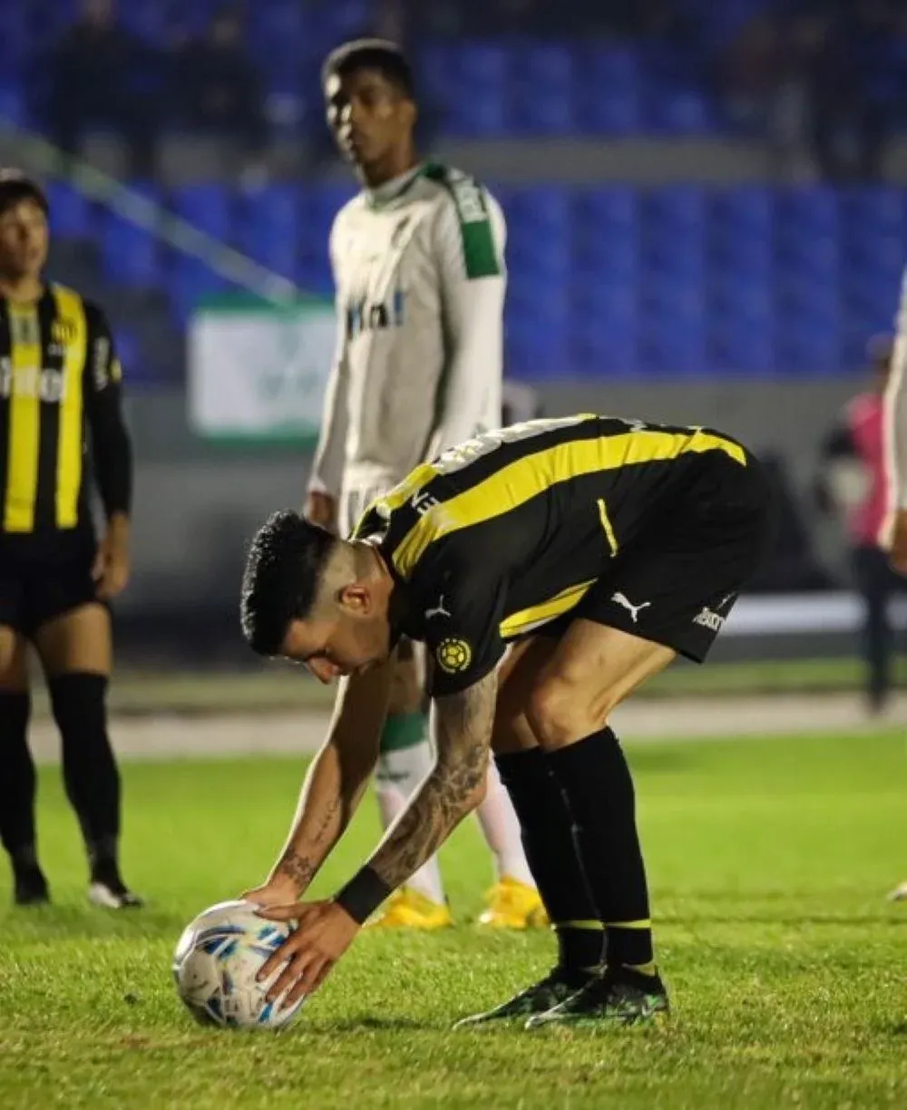 Ceppelini venía de convertir el penal que le dio la victoria a Peñarol ante Plaza Colonia el viernes de la semana pasada