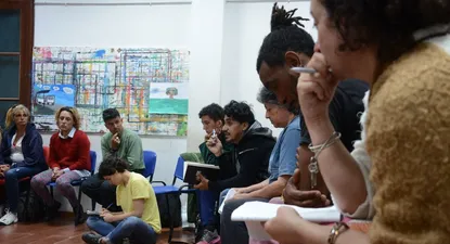 un colectivo que quiere darles voz a personas que viven en la calle