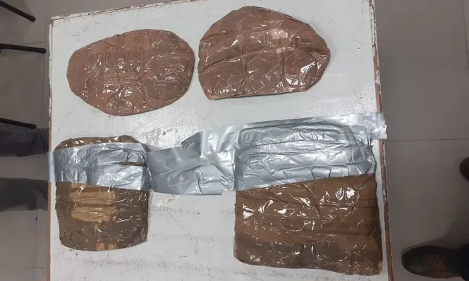 Tres personas fueron detenidas en 24 horas al intentar viajar a España con cocaína