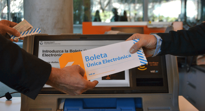 La Boleta Única Electrónica es un sistema de votación que fue implementado por primera vez en la Ciudad de Buenos Aires hace 10 años.&nbsp;