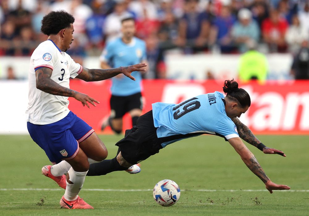 Cameron Carter-Vickers y Darwin Núñez