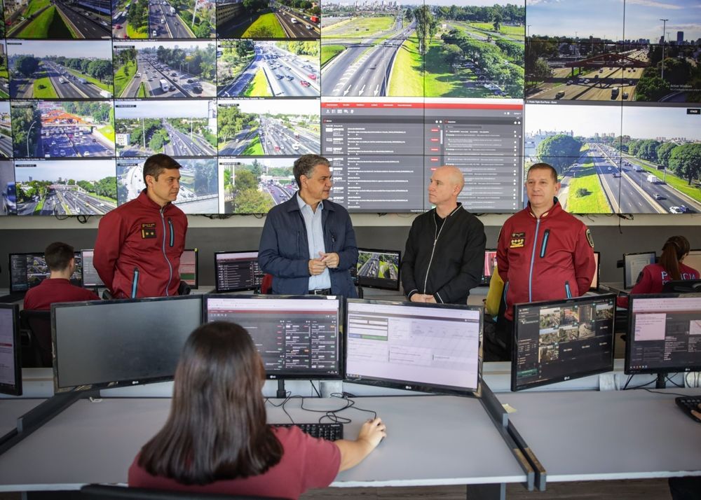 Jorge Macri supervisó el inicio de los operativos desde el Centro de Monitoreo Norte junto al secretario de Seguridad, Maximiliano Piñeiro, y al Jefe de la Policía de la Ciudad, Diego Casaló.