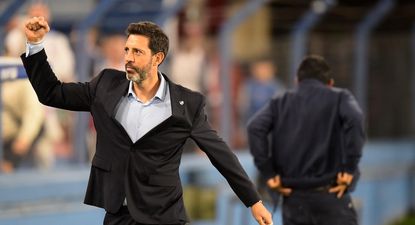 Jorge Bava se estrenó como técnico de Nacional en el partido ante Cerro Largo por el Torneo Apertura