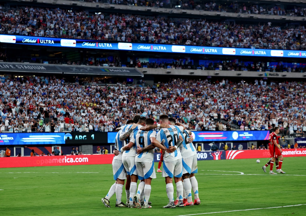 Argentina fue "local" en el estadio MetLife de Nueva Jersey. Los hinchas canadienses fueron menos.