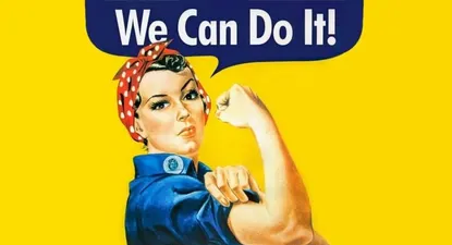 Rosie, la remachadora se convirtió en un símbolo de la fortaleza de la mujer durante la Segunda Guerra Mundial y desde entonces ha sido reinterpretada mundialmente como símbolo del empoderamiento femenino.