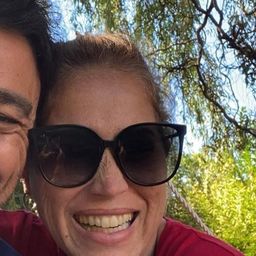 Álvaro Recoba volvió de las vacaciones con su esposa Lorena Perrone Álvaro Recoba volvió de las vacaciones con su esposa Lorena Perrone