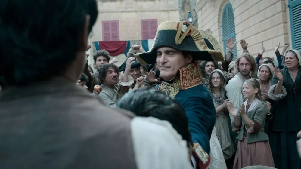 Joaquín Phoenix como Napoleón