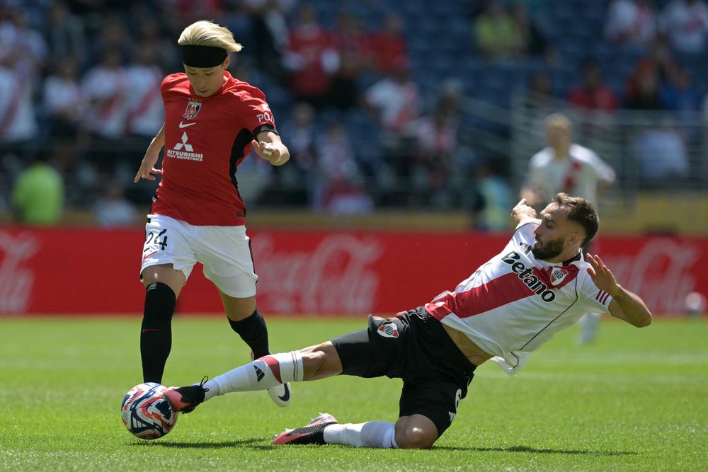 Yusuke Matsuo y Germán Pezzella