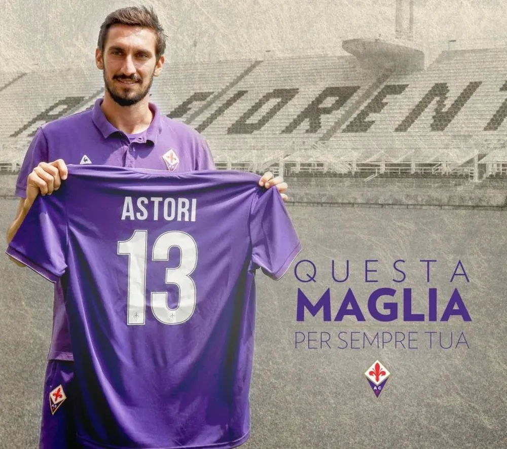 El homenaje de Fiorentina a Astori