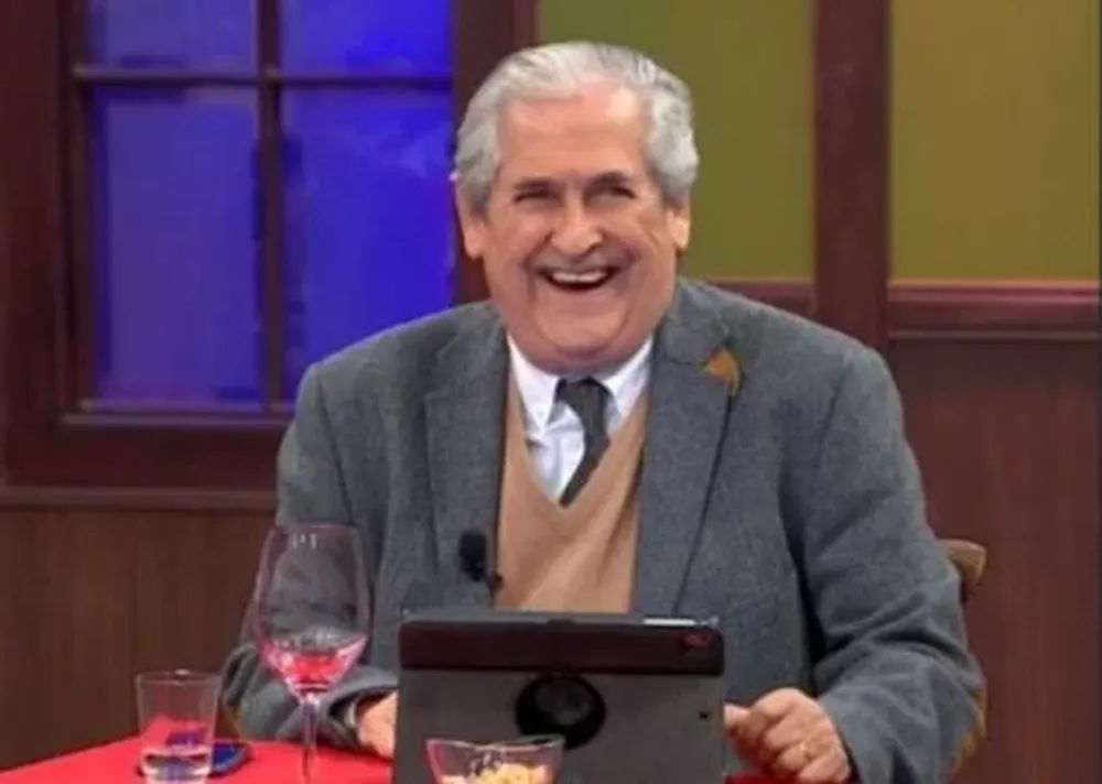 El panelista confirmó la noticia en su cuenta de Twitter.