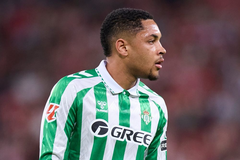 Vitor Roque, de regreso a Brasil.