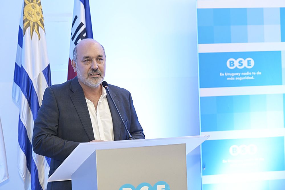 OTHEGUY BSEEEE (1).jpg