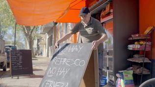 Trabajadores de la bebida advierten sobre posible escasez de refrescos y cerveza en el verano