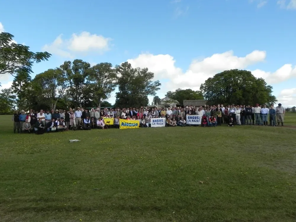 El grupo de la Gira 2013 en San Juan de Porrúa