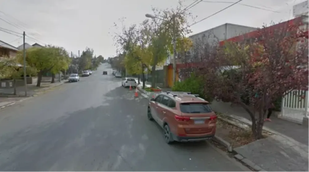 El automóvil donde dejaron al niño abandonado durante seis horas