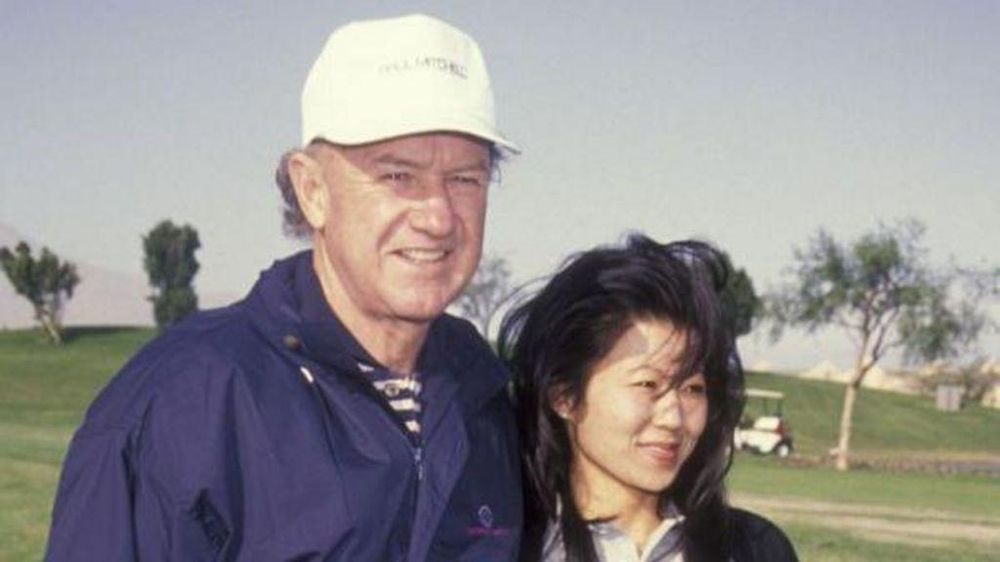 Gene Hackman y su mujer Betsy Arakawa en 1991.