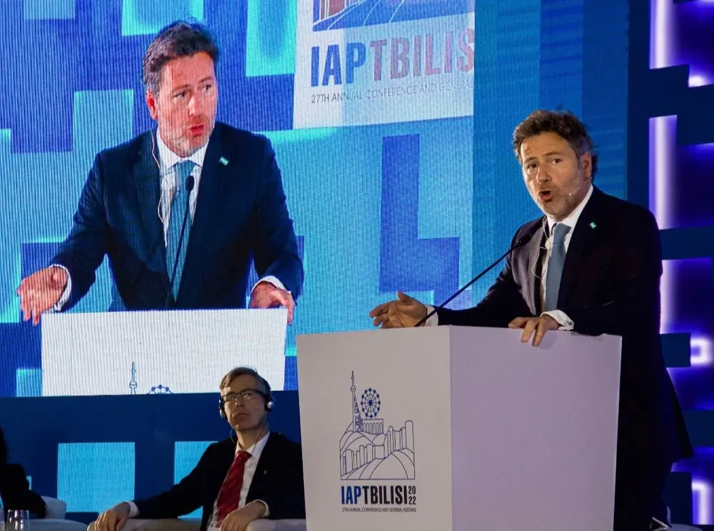 El flamante presidente al asumir el cargo