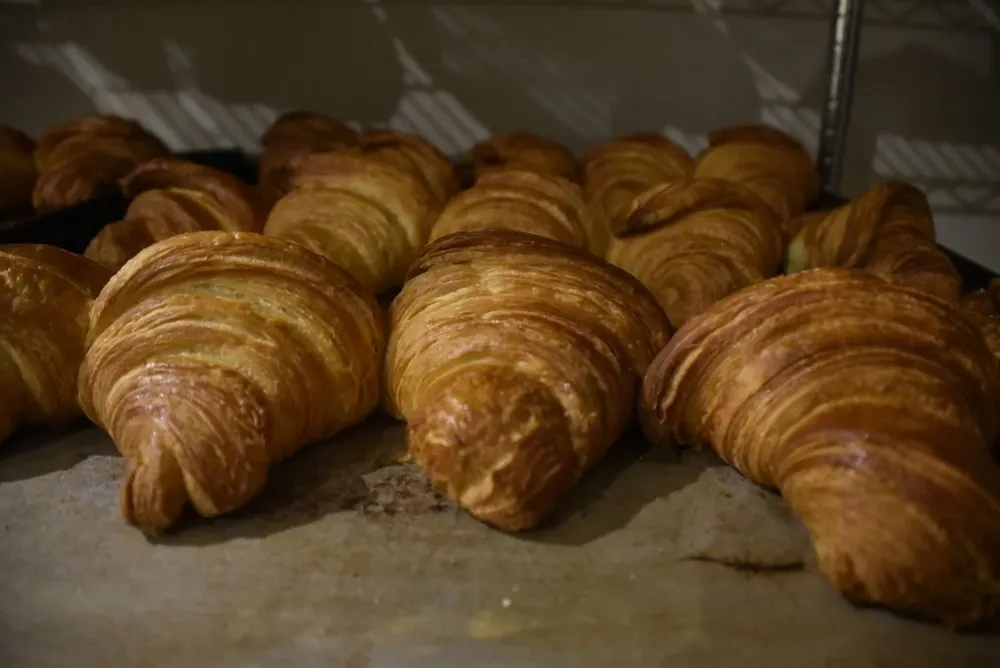 Archivo. El hombre y la mujer entregaban la droga escondida adentro de pan y bizcochos