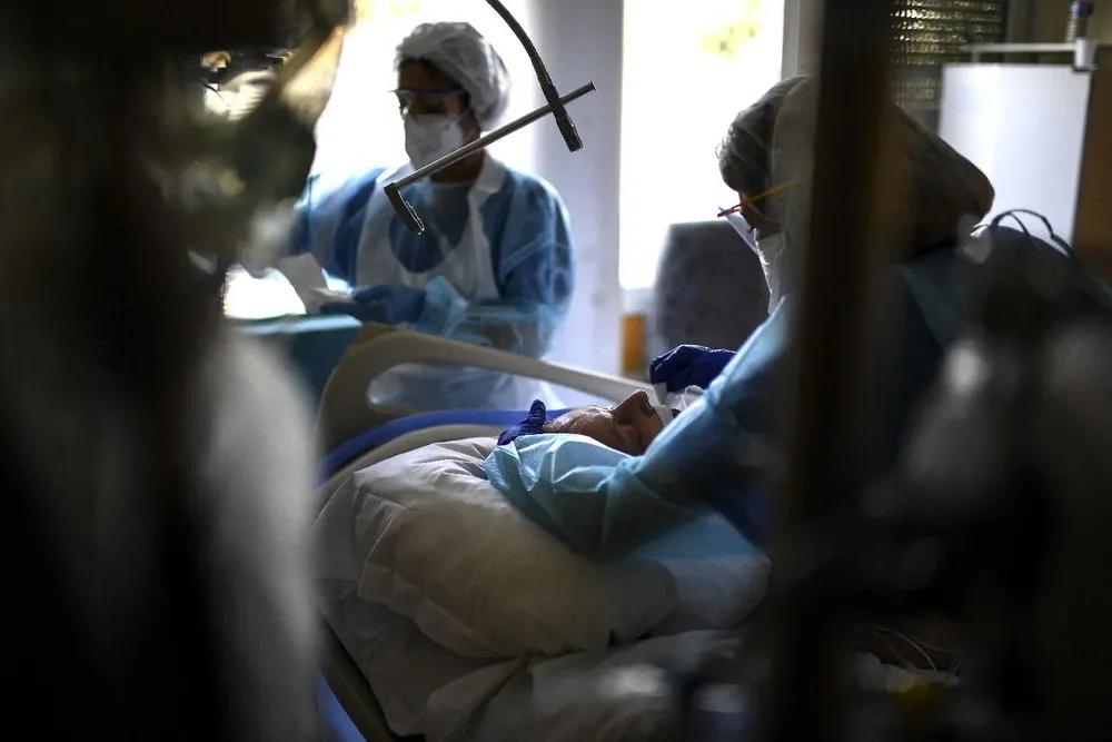 Con una pendiente ininterrumpida desde marzo, Uruguay escaló al puesto 6° de países con más nuevas muertes