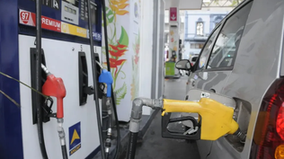 Gobierno definió precios de combustibles: baja la nafta y aumentan el gasoil y el supergás
