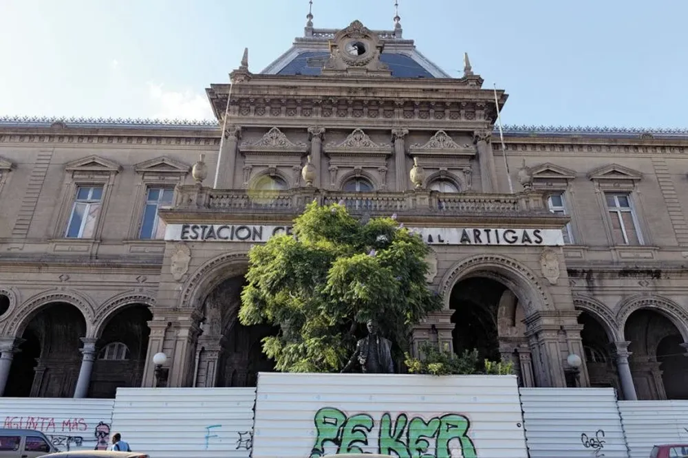 Estación Central General Artigas