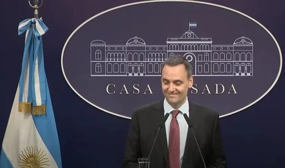 Manuel Adorni, vocero presidencial