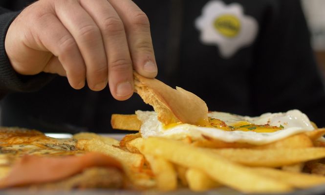 Antigourmet se destacó rápidamente en un mercado saturado de propuestas gastronómicas por su enfoque auténtico.