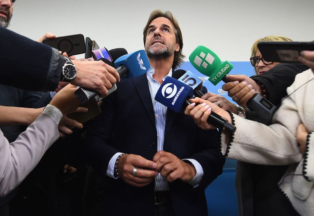 Luis Lacalle Pou en el Directorio del Partido Nacional el 27 de octubre de 2025 para analizar el caso Cardama