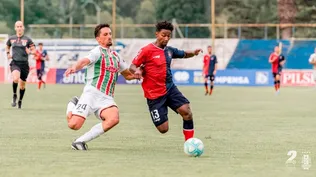 El pionero sigue en Segunda: Albion fue tajante ante Colón