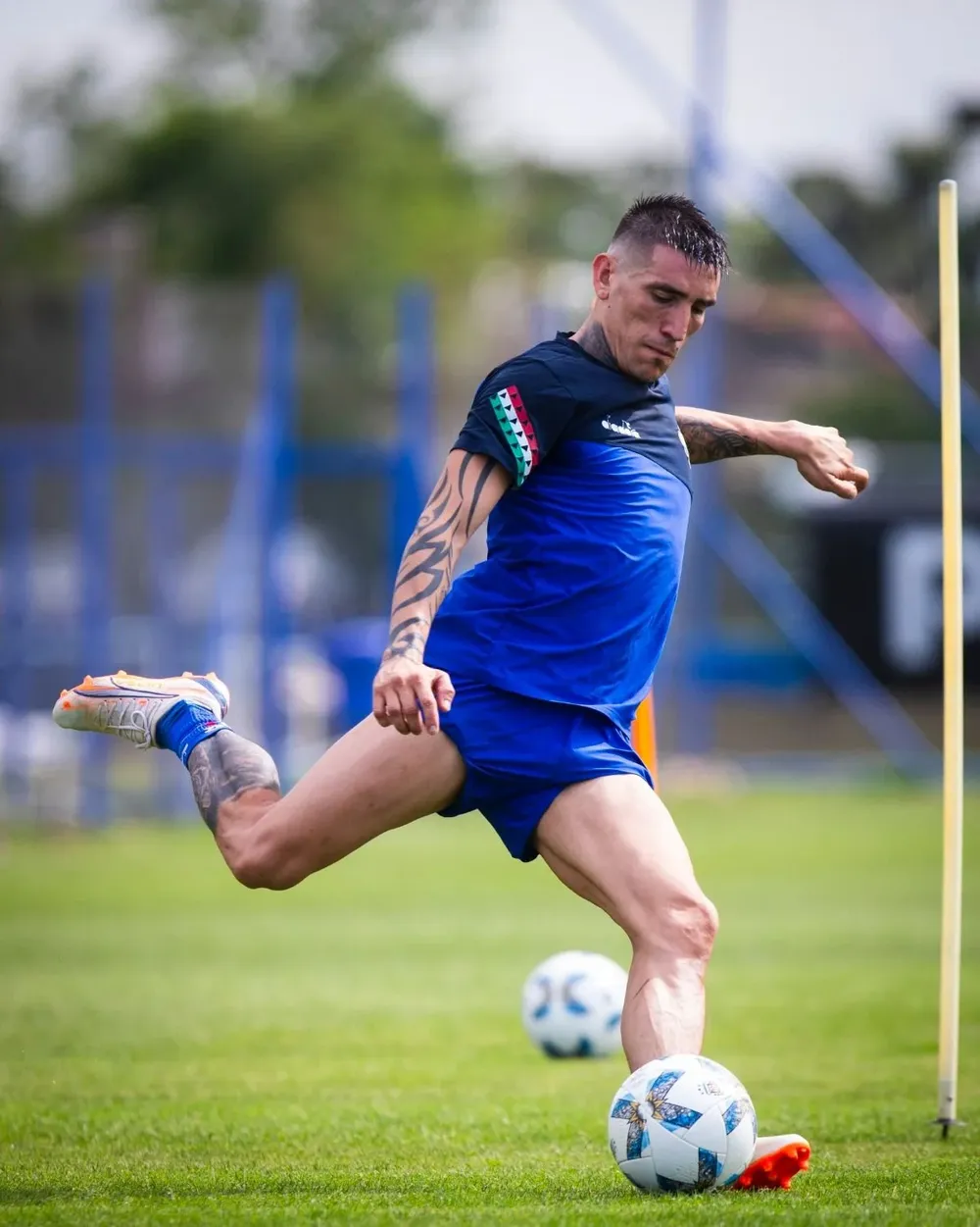 Centurión tiene una nueva chance en Vélez.